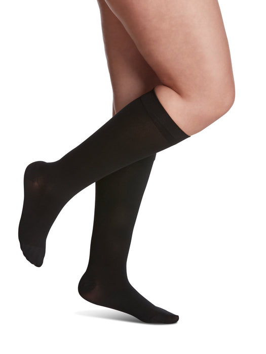 Sigvaris Soft Opaque (Formerly 840 Soft Opaque) Women's Knee High  15-20mmHg-Closed Toe