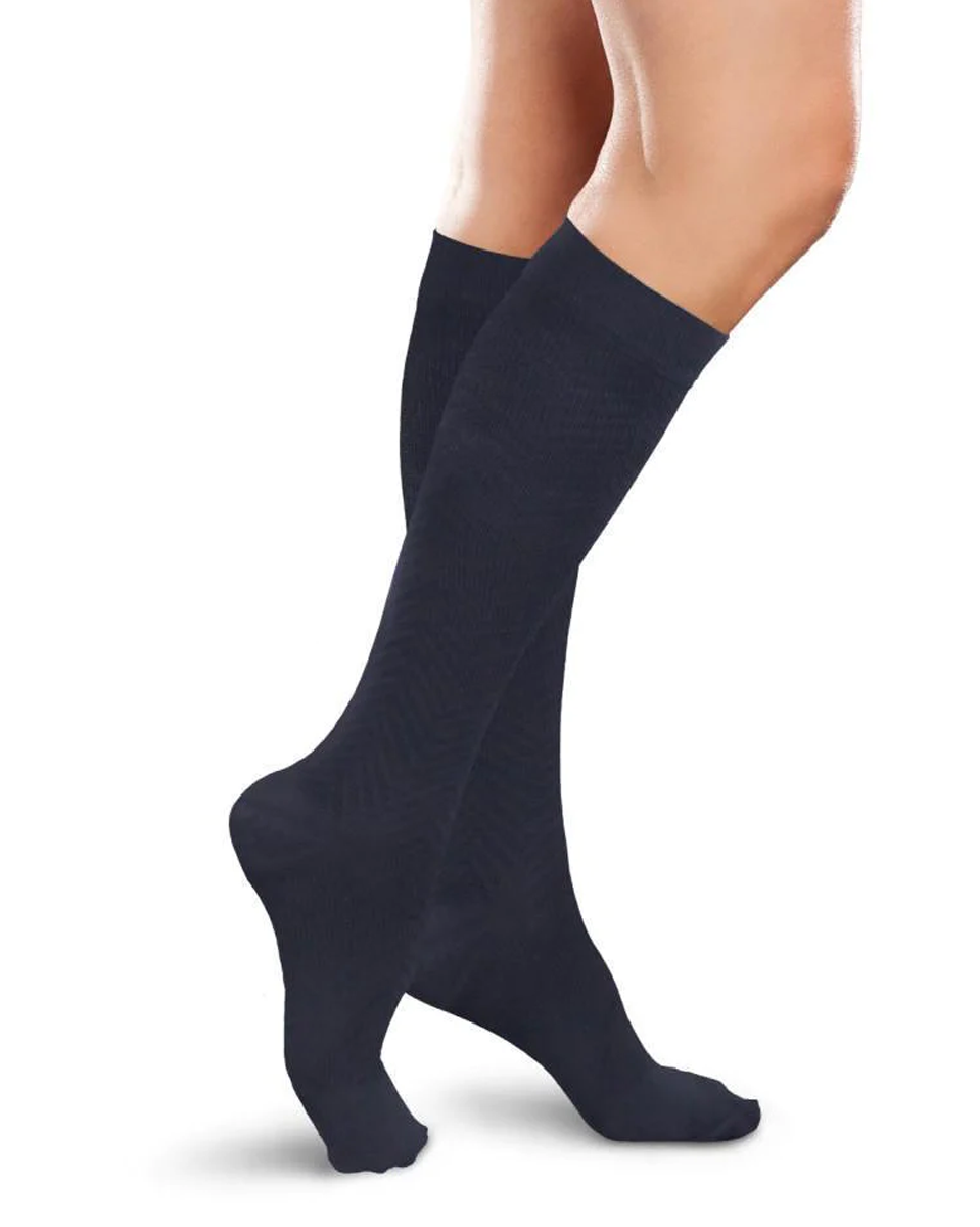 FLA Activa - Sheer Therapy Women's 15-20 mmHg Compression Dress Socks (Knee  High)