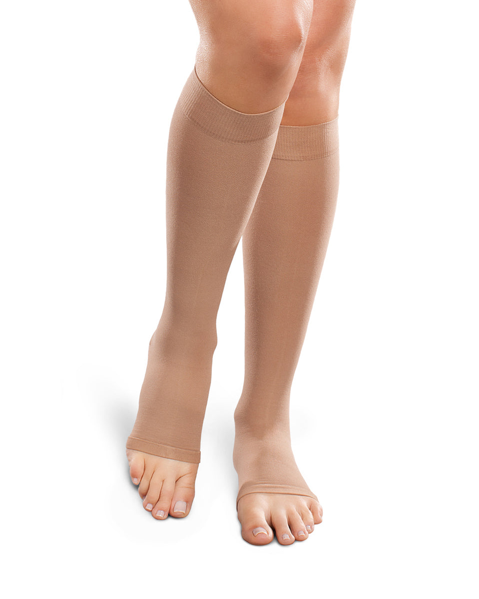 Therafirm 20-30 mmHg Firm Support Pantyhose Closed and Open